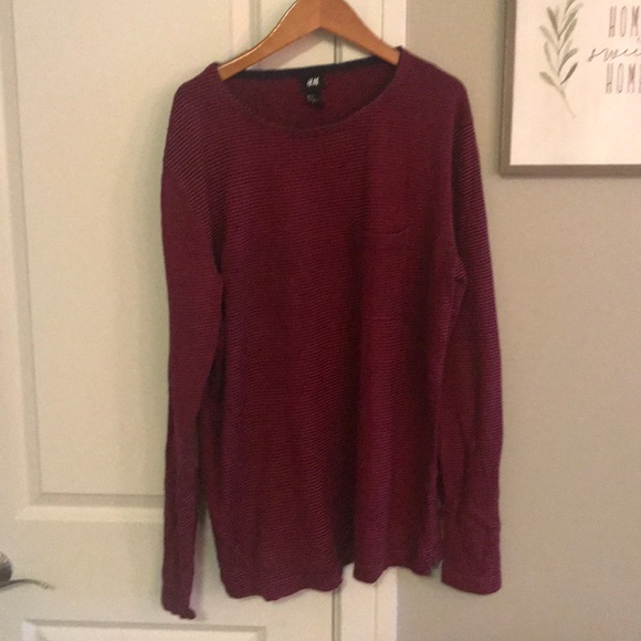 Elbow Patches, H&M T-shirt - Picture 2 of 4